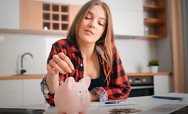 Jak ušetřit peníze bez velké námahy? Ke změně stačí pár drobností
