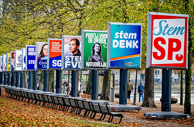 Neraďte se s AI, varují před volbami v Nizozemsku. Chatboti podporují extrémy