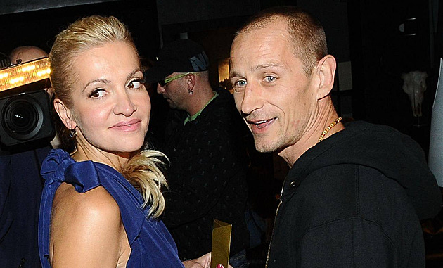 Chlapi nemají podvádět mámy svých dětí, vzpomíná Rolins na nevěru Homoly