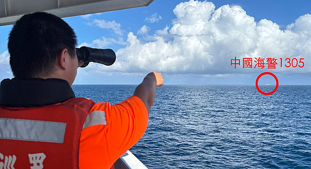 Čína si opět přivlastnila Tchaj-wan. Na snímcích ukázala, kde by mohla zaútočit