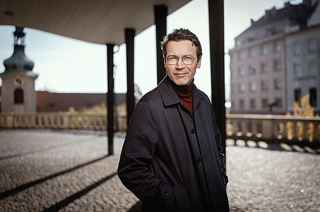 Česku chybí kantýny, jídelny a řeznické pulty. Lukáš Hejlík o tuzemském gastru