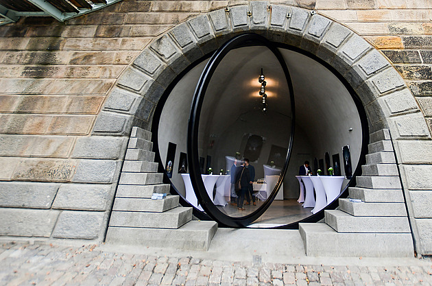 Odvolací soud ve sporu o kobky na náplavce nerozhodl, předvolá svědky