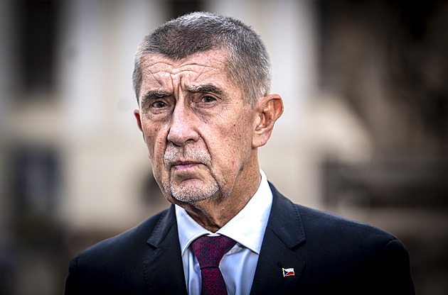 Emisní povolenky i letouny Skyfox. 
Babiš s Havlíčkem jednají v Bulharsku