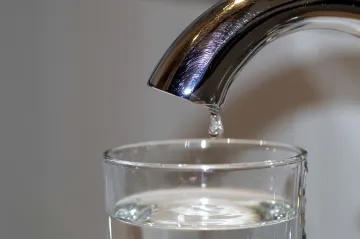 Ve vodovodní síti u Odoleny Vody se objevil další nadlimitní nález olova