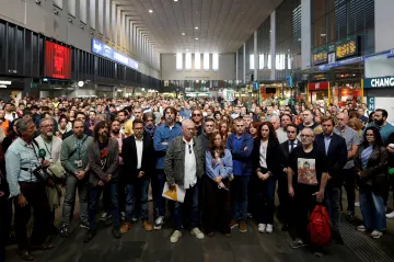 Počet obětí srážky vlaků ve Španělsku vzrostl na 69